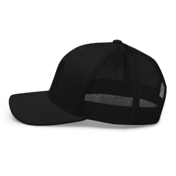 Mesh Trucker Cap White Logo - dos en maille respirante et fermeture à pression réglable | JackedApe